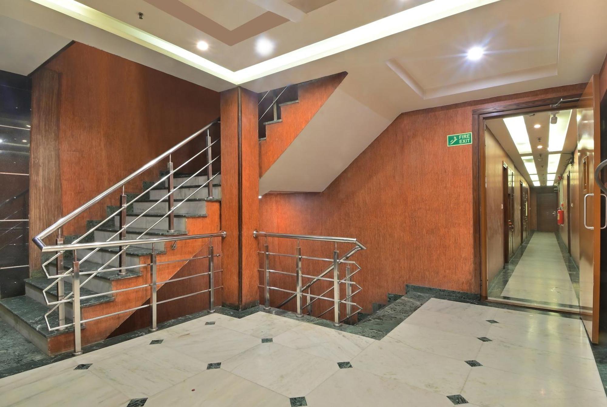 Hotel Hari Piorko - New Delhi Railway Station المظهر الخارجي الصورة
